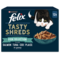 Latz Tasty Shreds Fish Selection kastikkeessa
